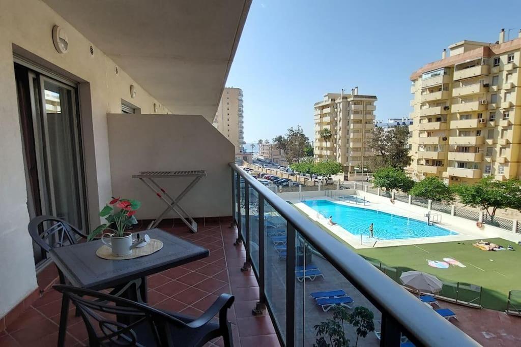 Elegante Alojamiento Con Piscina A 200 M Del Mar. Apartment เบนัลมาเดนา ภายนอก รูปภาพ